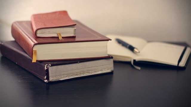 Se psaním diplomové práce i seminárky si můžete nechat pomoct