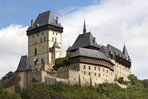 Hurá za krásami naší země! Vydejte se na Karlštejn